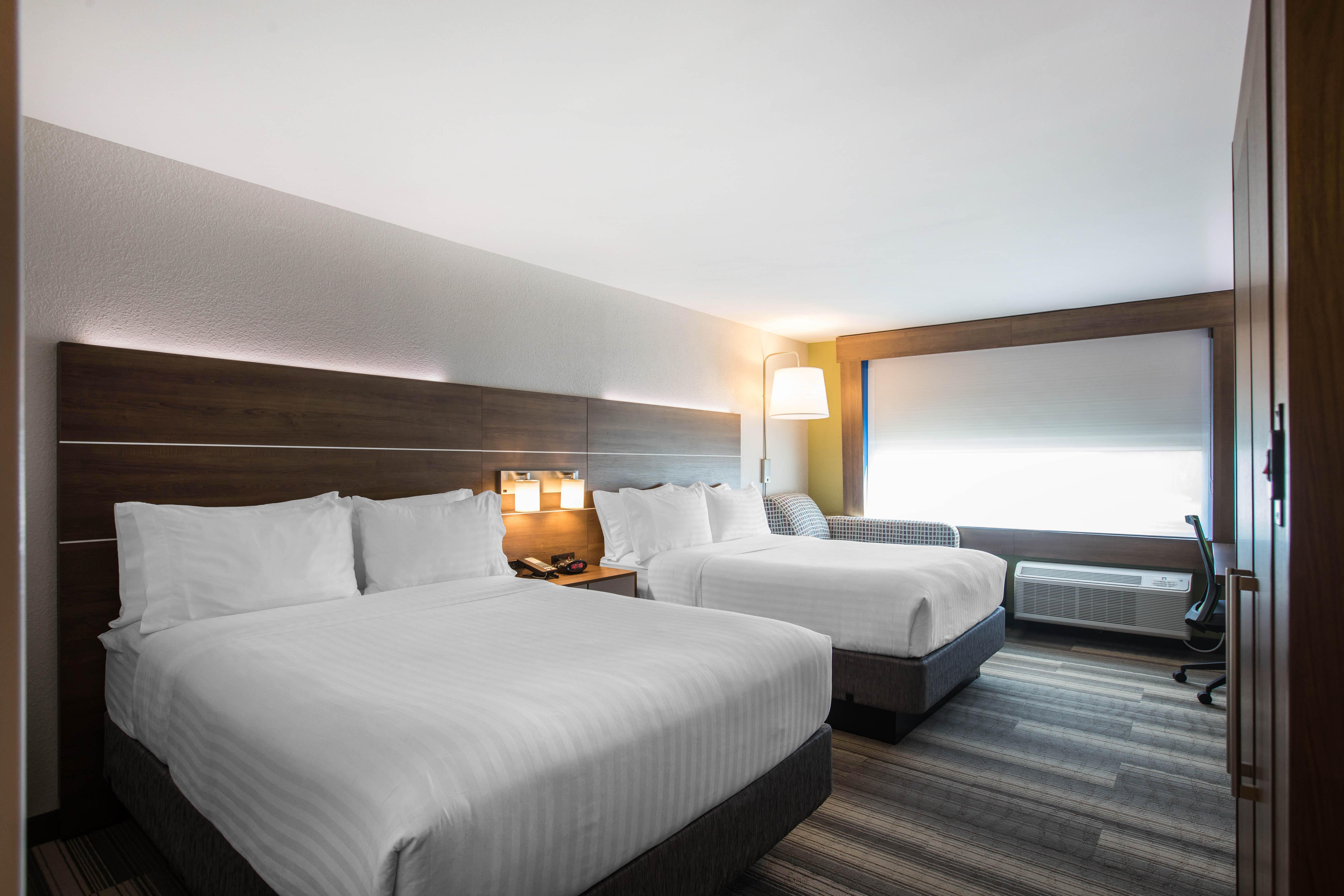 Holiday Inn Express & Suites Ludington By Ihg Bagian luar foto