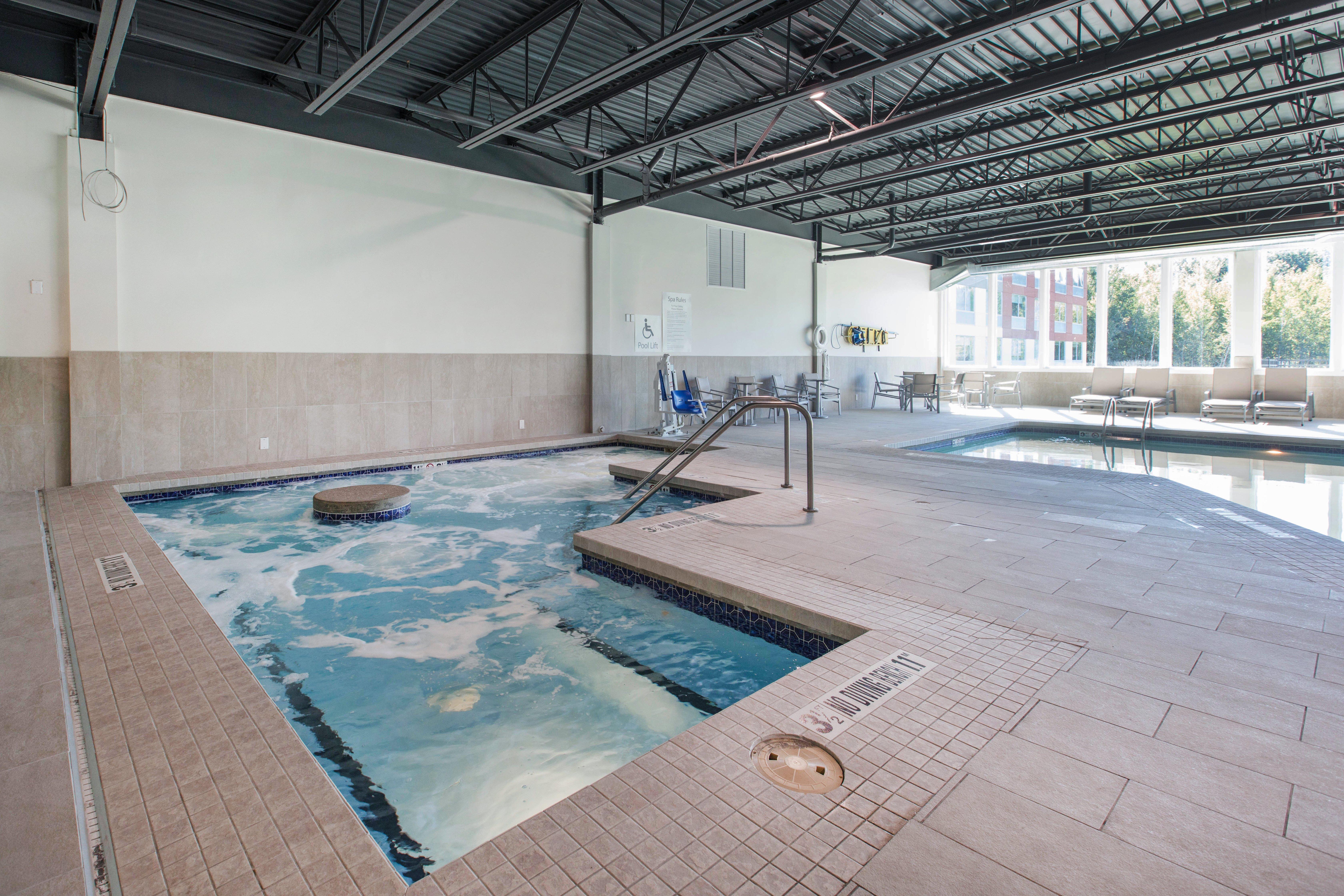 Holiday Inn Express & Suites Ludington By Ihg Bagian luar foto