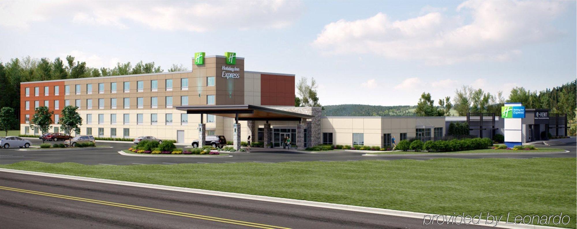 Holiday Inn Express & Suites Ludington By Ihg Bagian luar foto