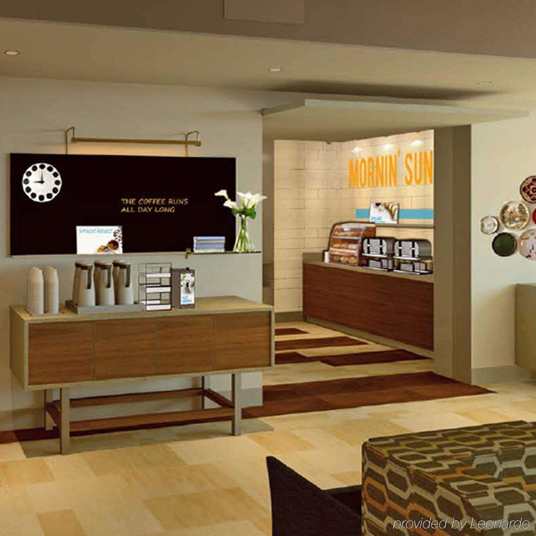Holiday Inn Express & Suites Ludington By Ihg Bagian luar foto
